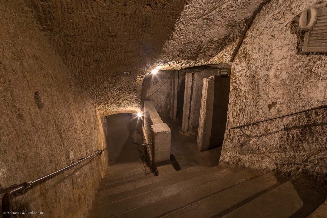 Uno degli ampi spazi del rifugio antiaereo, che offrì riparo durante la Seconda Guerra Mondiale